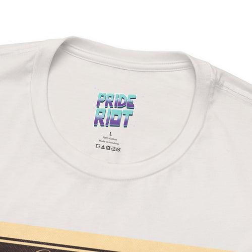 She’s Having Lesbian Thoughts – Retro Tee