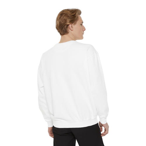 Garment-Dyed Sweatshirt – Casual Comfort